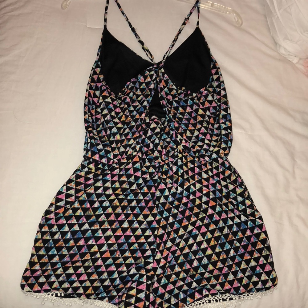 Romper - Picture 2 of 4